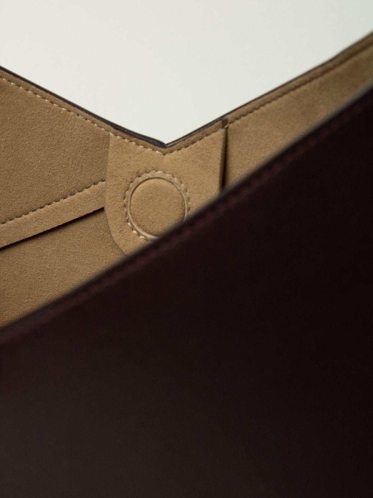 Grape Oshu Medium Bag